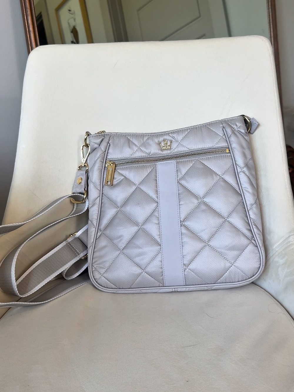 Oliver Thomas Large Maxed Out Quilted Crossbody Bag in Light Gray